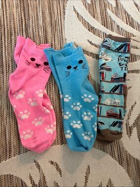 Cute Cat Paw Socks Trio - Pink, Blue & Light Teal